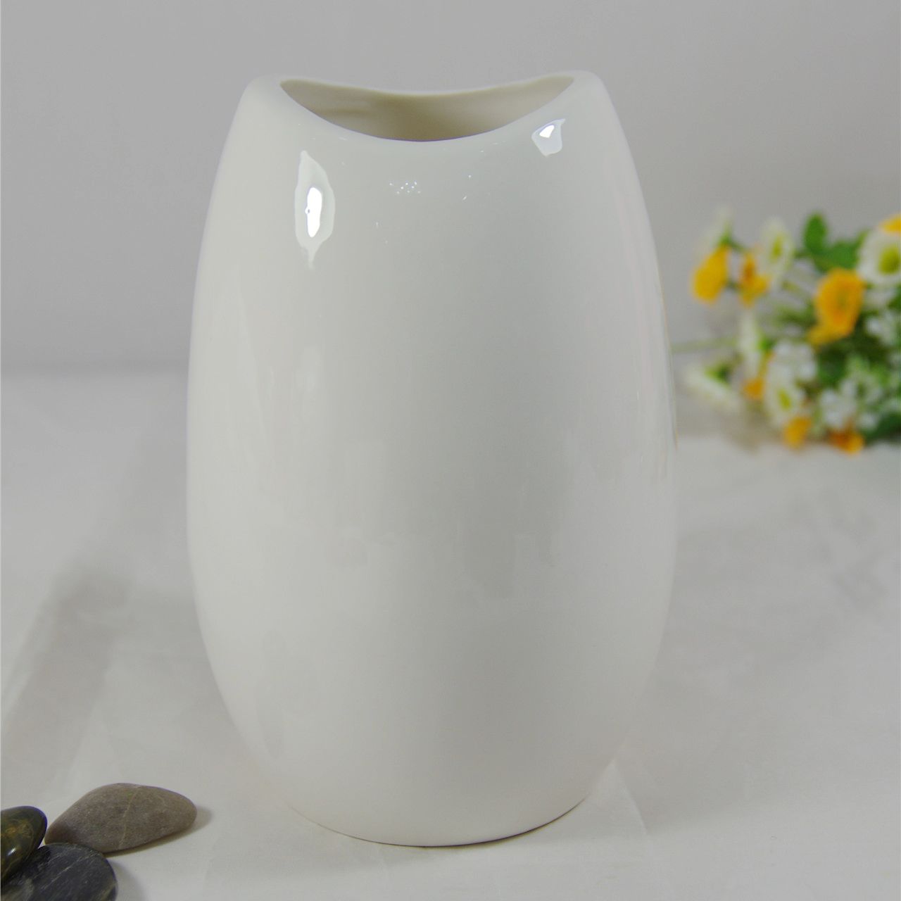 Competitive Porcelain Factory Supply Quality Ceramic Flower Vase for