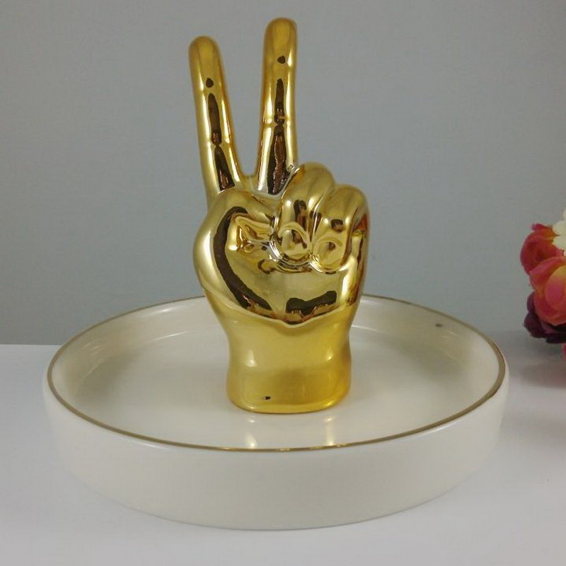 Personalized Round Ceramic Jewelry Ring Holder Dish with Golden Hand