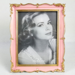 Classic Gold Polyresin Photo Frame For Home Decoration