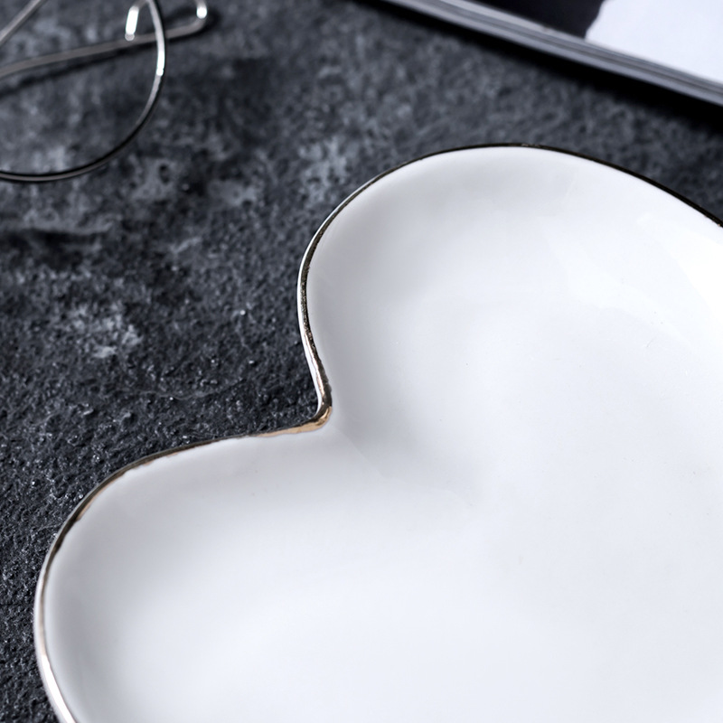 Nordic Heart Shape Clover Ceramic Plate Dish Small Jewelry Trinket Dish Decorative Tray Porcelain Saucer Home Ceramic Crafts