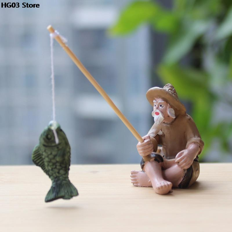 1PC Fishing Old Man Resin Figure Statue Sitting Garden Ornament Outdoor Garden Pool Micro-Landscape Bonsai Garden Crafts