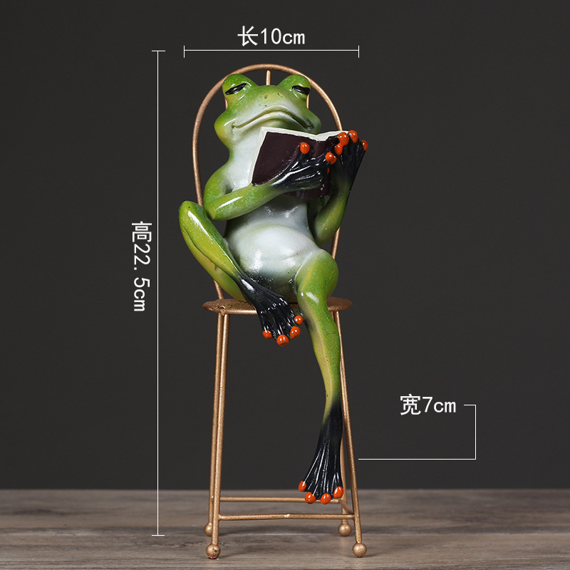 3D Craft Resin Creative Thinking Reading Frog Model Figurine