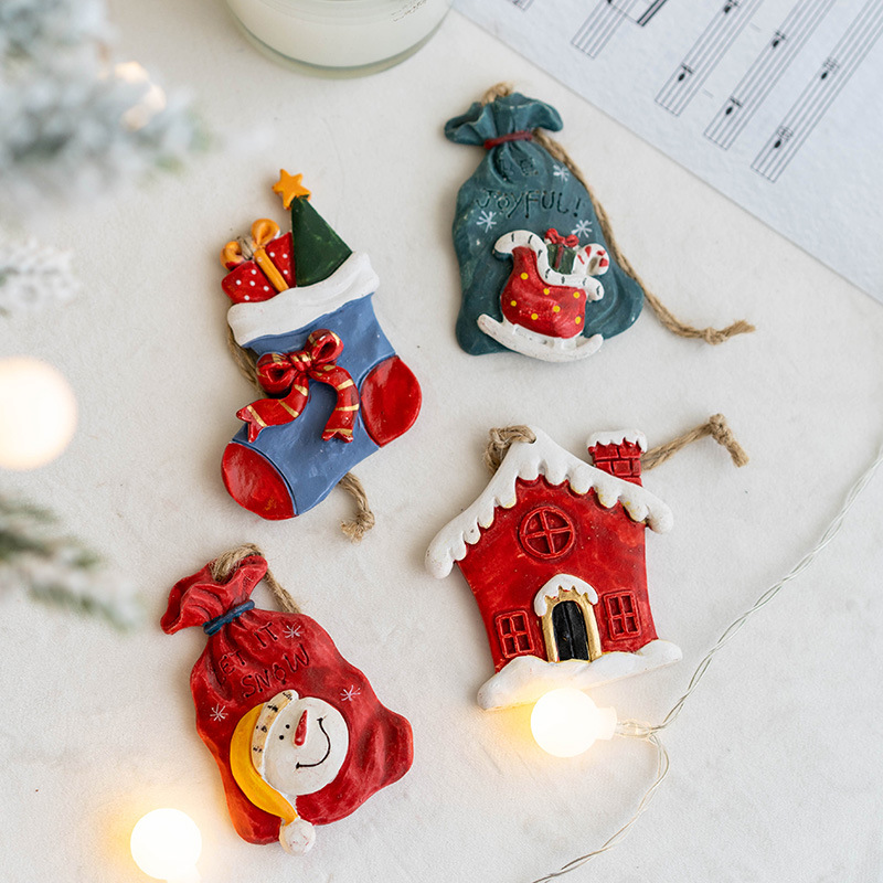 Christmas Resin Small Pendant Christmas Socks Gift Package Room Pendant Christmas Snowman Pendant Christmas Ornaments