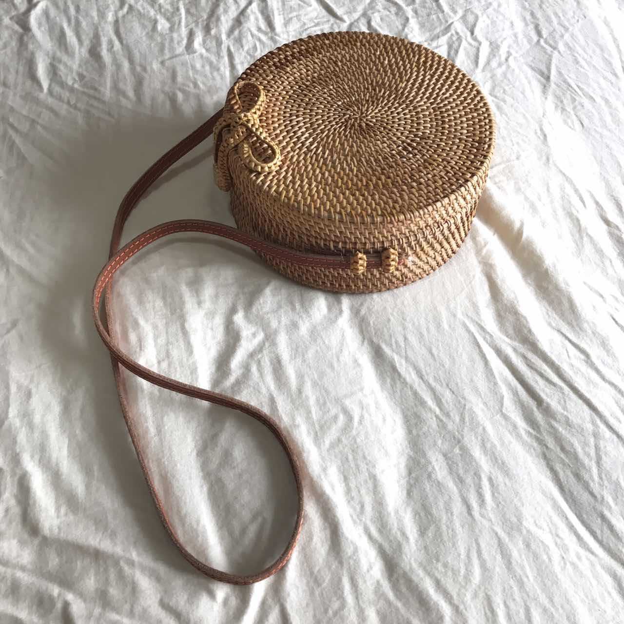 New Design Weaving Rattan Bag Round Straw Bag Wholesale 